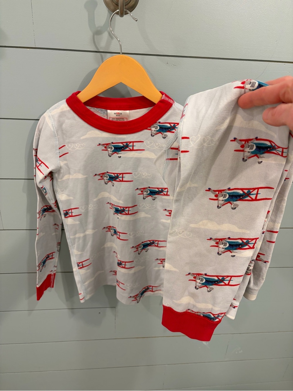 Hanna Andersson Kids Airplane Pajama Set - Red & Light Gray